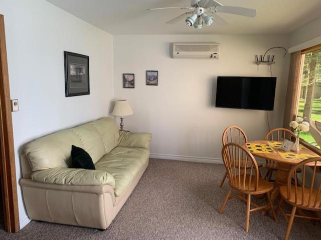 Sunny Birch Cottages 萨波海滩 客房 照片